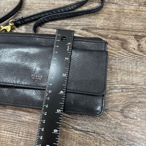 Fossil Crossbody Bag Women's Black Leather Wallet Clutch Detachable Strap Brass - Picture 7 of 7